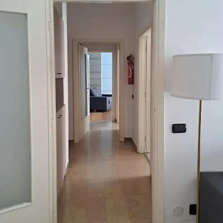 Echo Of The Bells Apartment Como